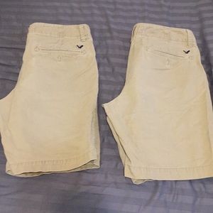 American Eagle Khaki shorts 31